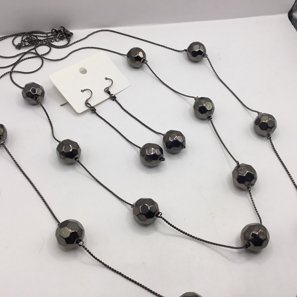 Faceted Black Beaded Necklace and Earring Set